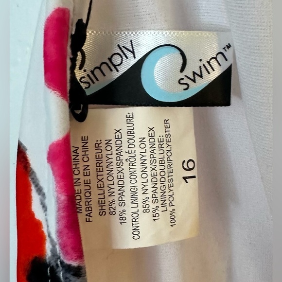 Simply Swim Floral Halter Swimsuit - Picture 2 of 3